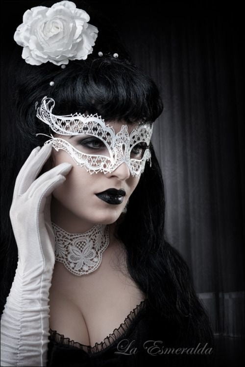 Masks Fav1 #95509279