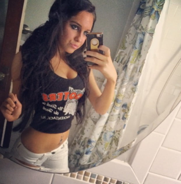 Ancienne hooters girl new-yorkaise
 #103744581