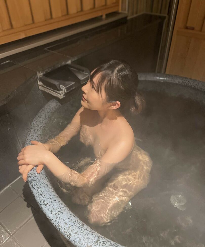 Mika Tanaka desnuda #108081005