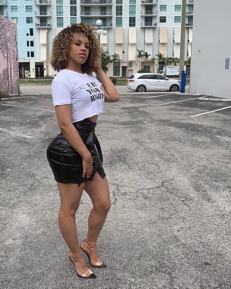 Willy wonka's hideout（ウィリー・ウォンカの隠れ家
 #91231713