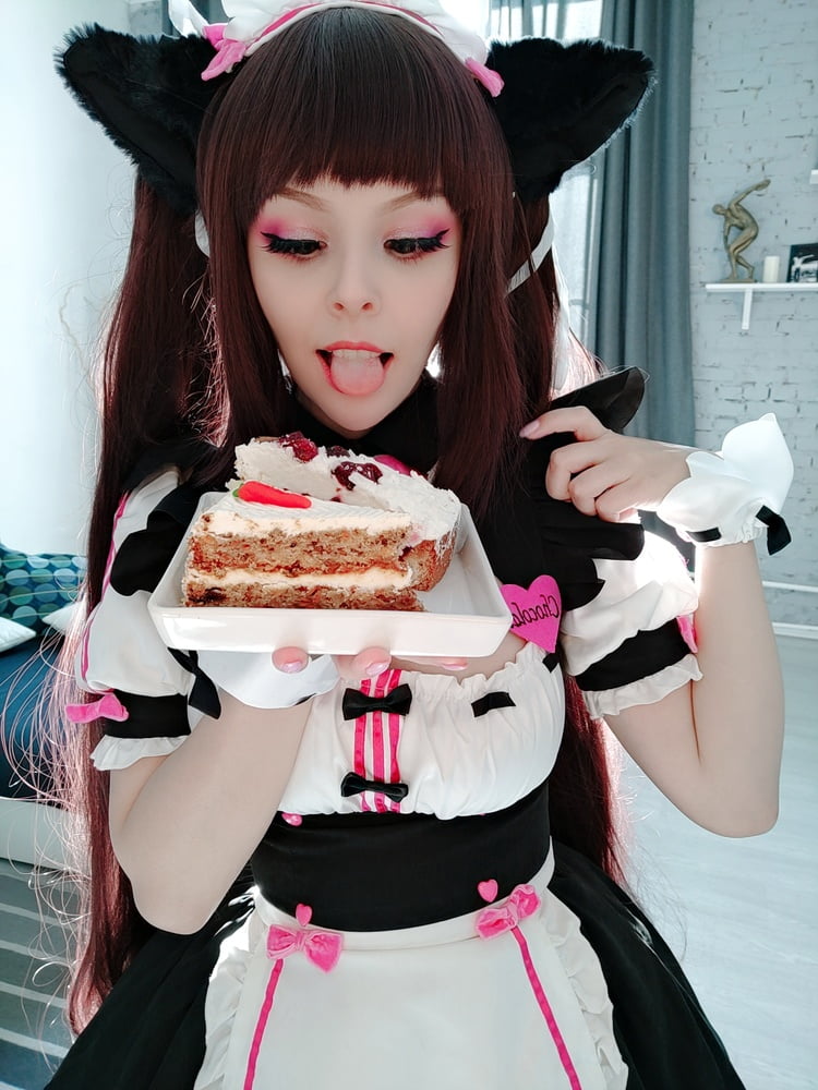 Dhm - chocola selfies
 #87621886