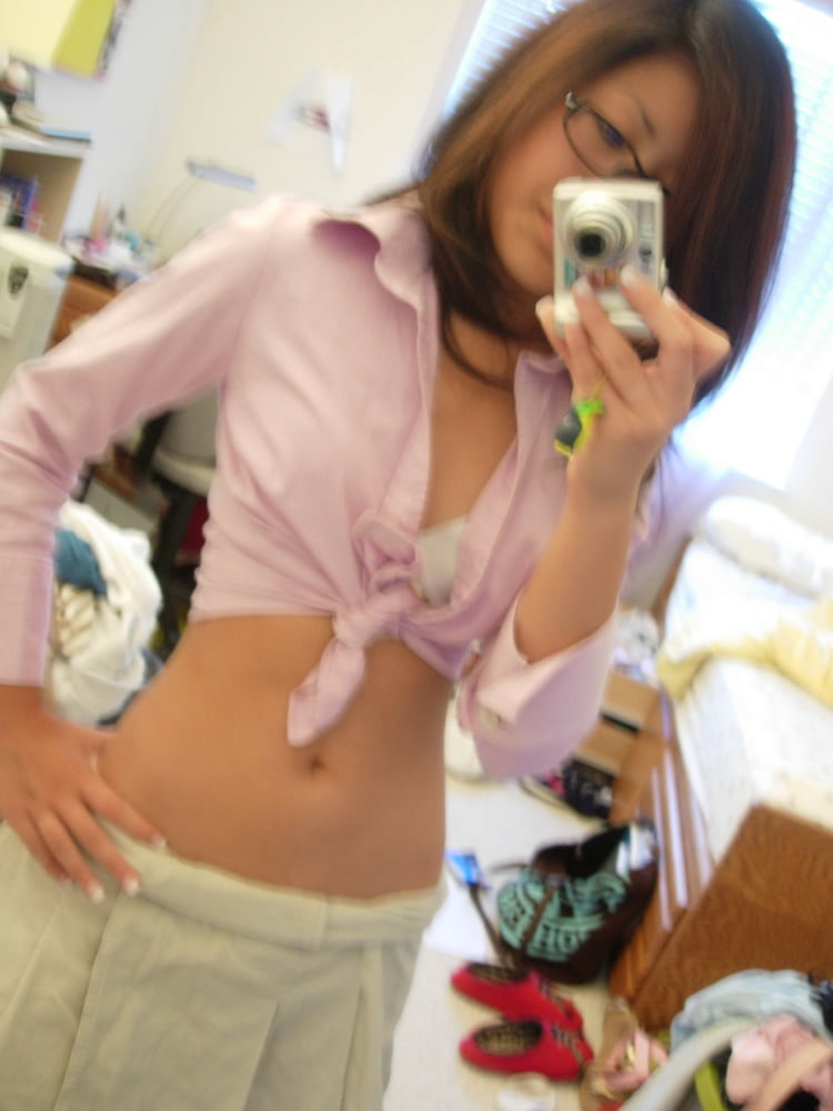 Japanese Girlfriend Selfie Nudes #94122192