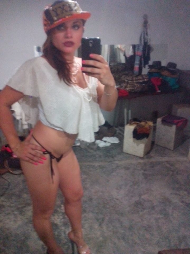 Mexicana de chetubar, la gatita, atriper caliente y pisalona
 #90030138