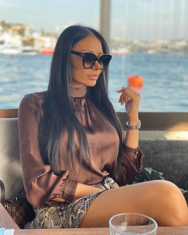 セクシー・ミルフ3
 #101840979