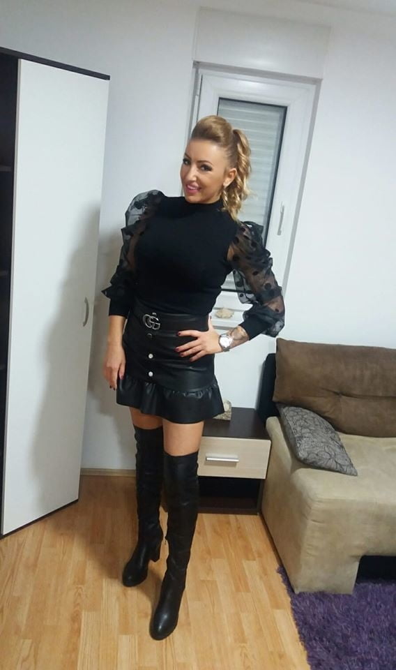 Verica milf drolja serbian
 #99968325