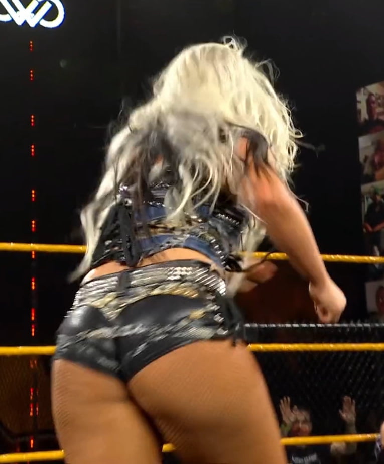 WWE Toni Storm PAWG Fickarsch #92364832