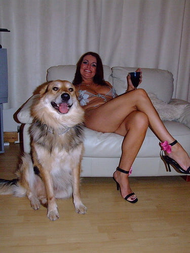 Posando milf británica
 #89701444