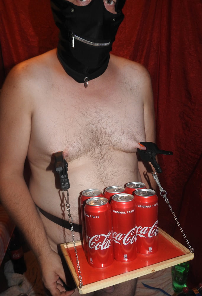 Serve CocaCola #107177573