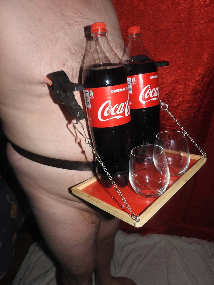 Serve CocaCola #107177574