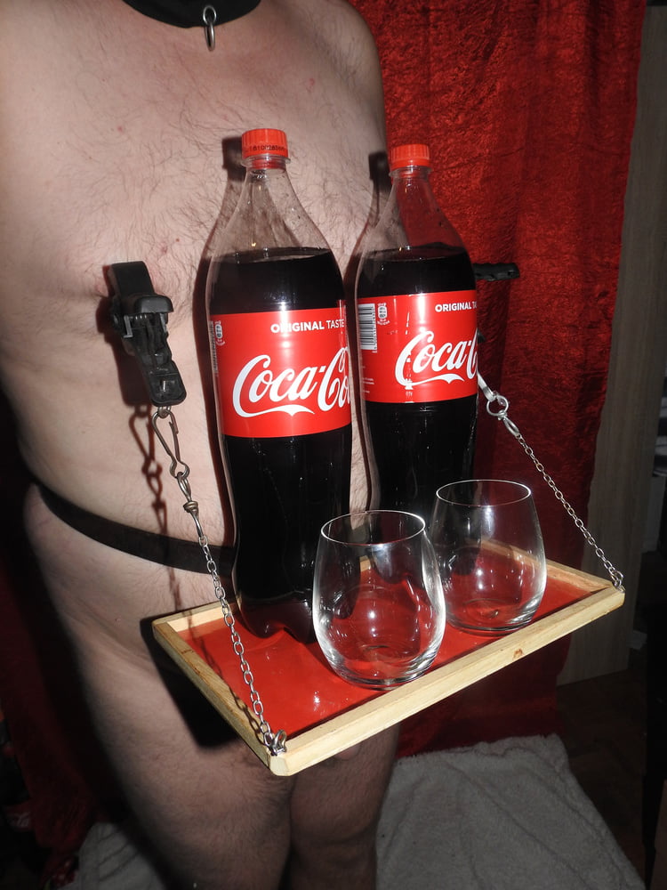 Serve CocaCola #107177580