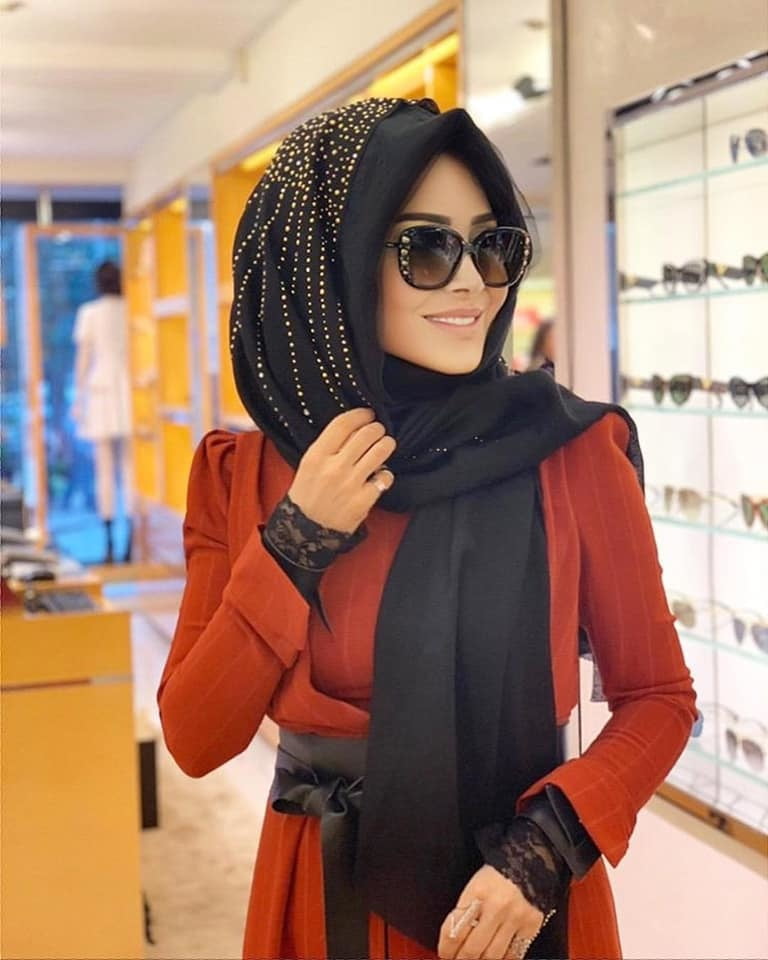 Turbanli hijab arabo turco paki egiziano cinese indiano malese
 #80481581