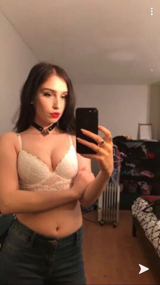 Italian Origin Teen Slut exposed Webwhore Selfies Mass Favs #82095975