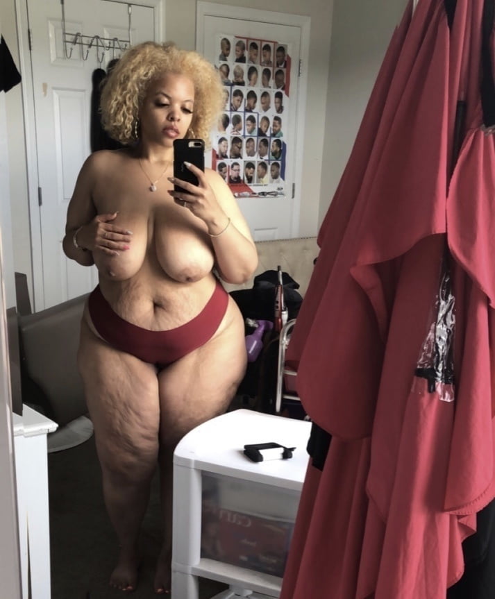 BBW Chick #102657242