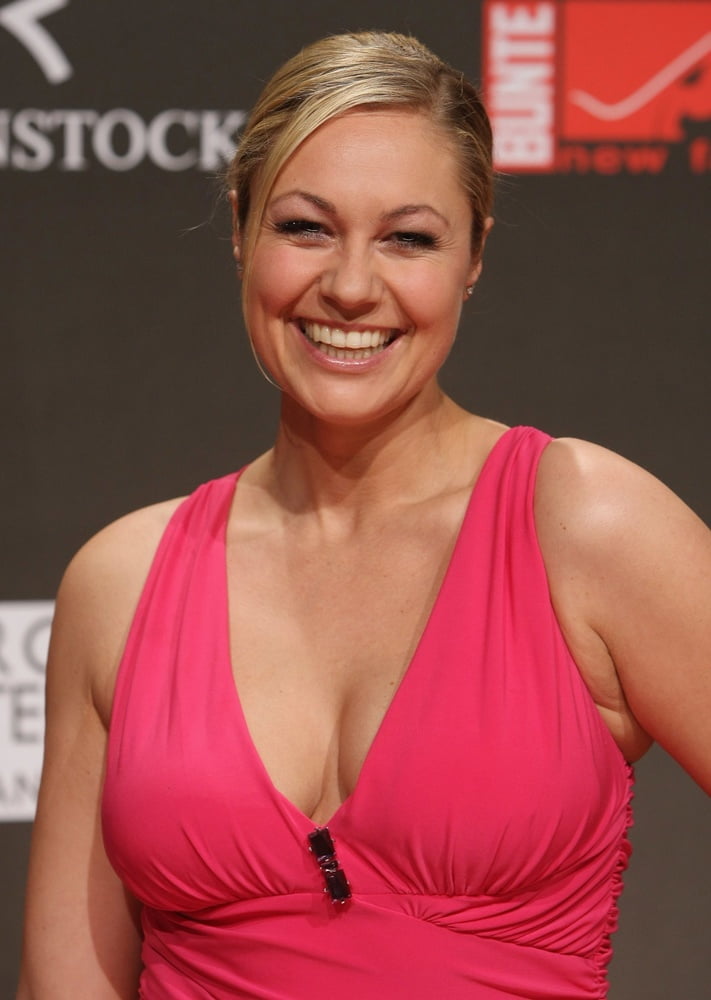 Promi Milfs #94034461