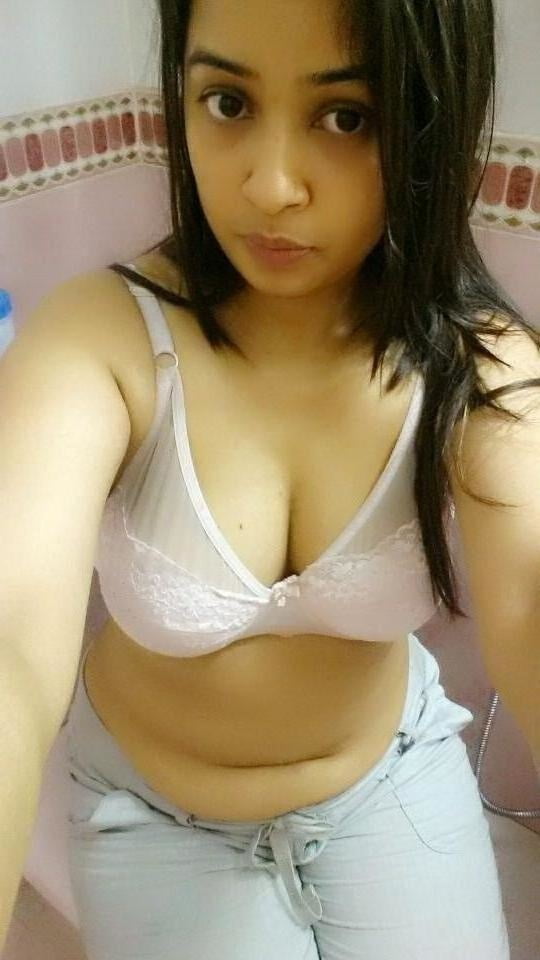 Hot sexy desi es Mädchen große Titten indische geleckt mit bf (110)
 #93656089