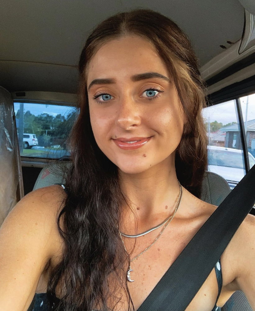 Random sluts that needed to be exposed. #89005083