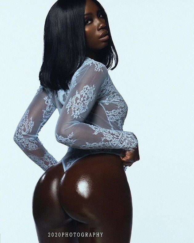 I LIKE BIG BUTTS N I CANNOT LIE #91634491