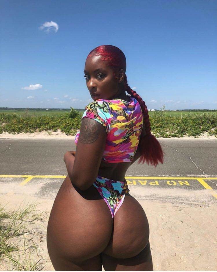 I LIKE BIG BUTTS N I CANNOT LIE #91636747