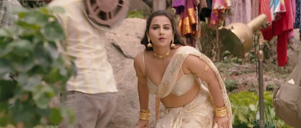 vidya balan hot capture #89209110