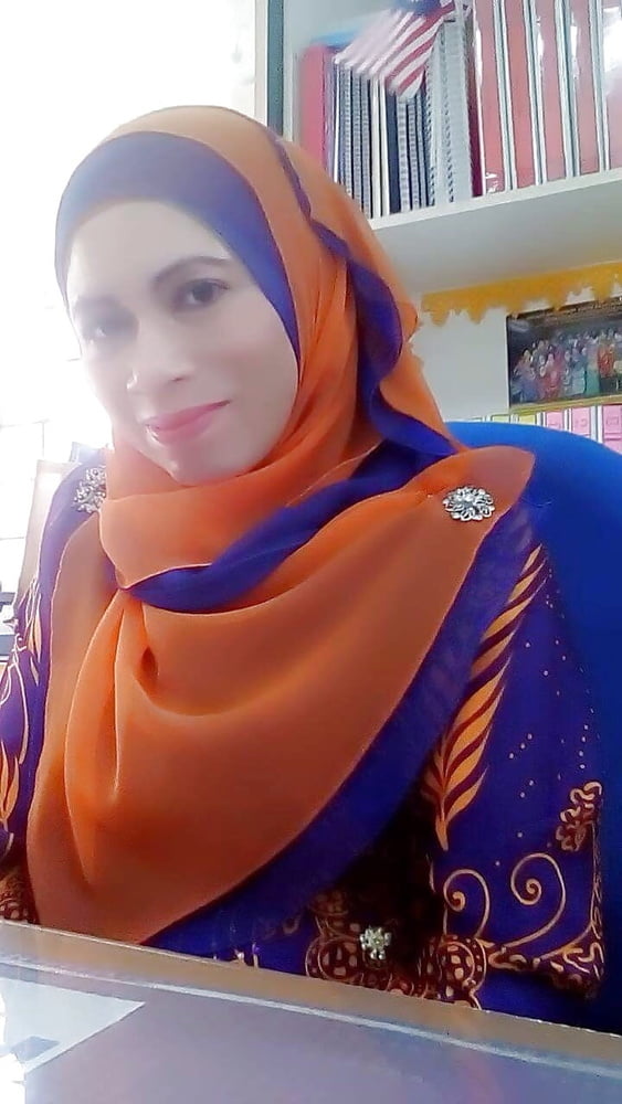 Janda tetek besar #81744129