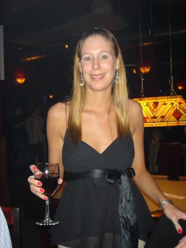 Salope bonne a defoncer
 #93742558