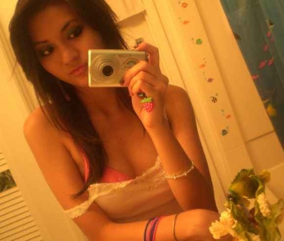Selfie picante1
 #87405800