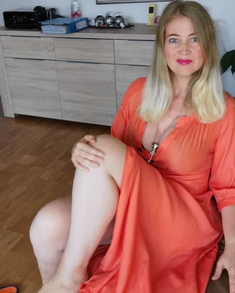 Mütter, Milfs Fieber: riesiges Set- genießen
 #103501710