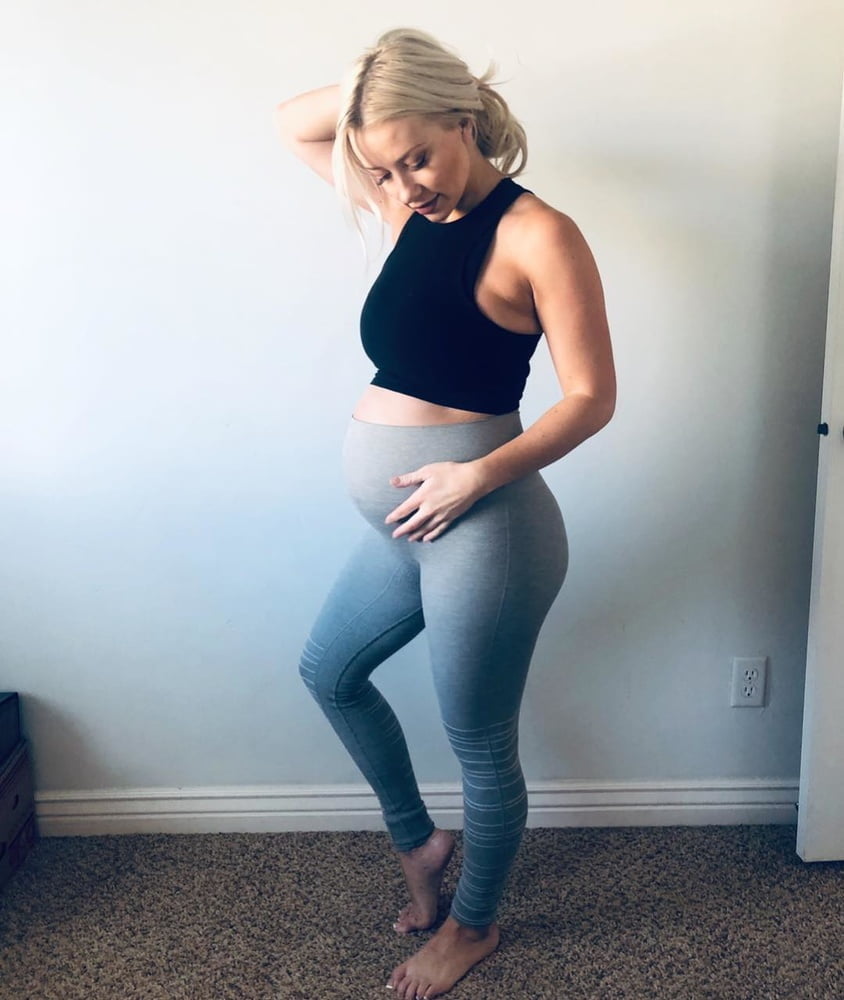 Mütter, Milfs Fieber: riesiges Set- genießen
 #103501809