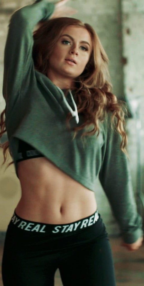 Maisie Smith #91469949