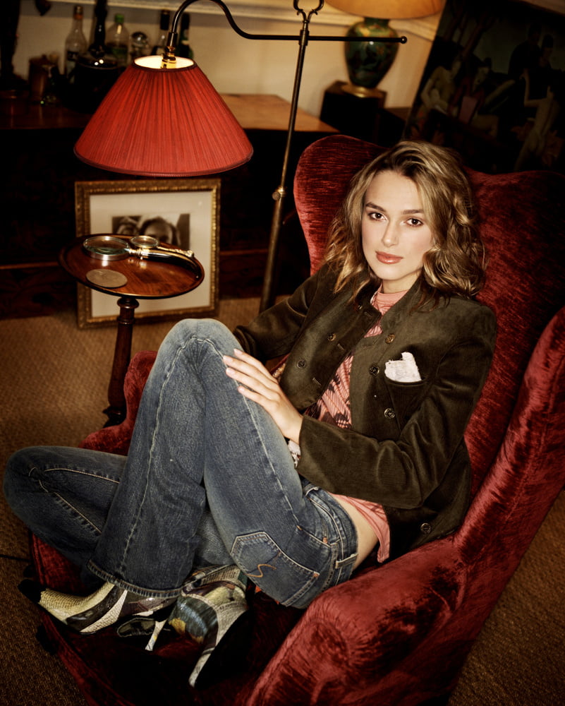 Keira Knightley my ideal woman is flat chestest volume 2.
 #96835587
