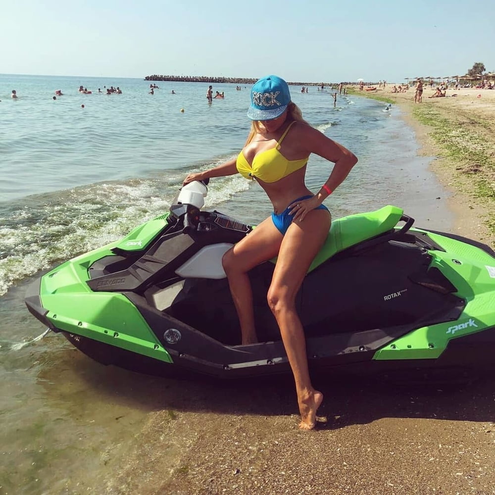 Rocsana marcu
 #93539077