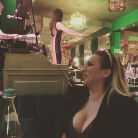 Rocsana marcu
 #93539107