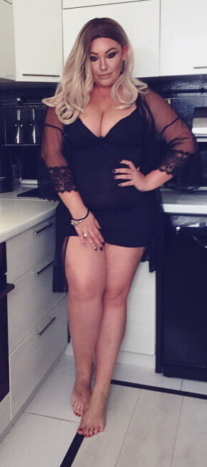 Full thighs in the mini 1534 #90768169