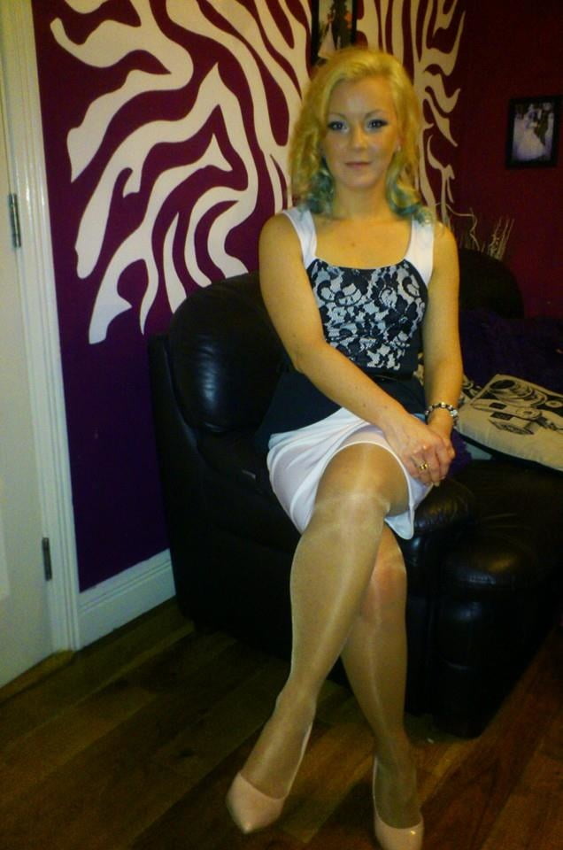 Sexy Frauen in Strumpfhosen Strumpfhosen Nylons 63
 #92371361