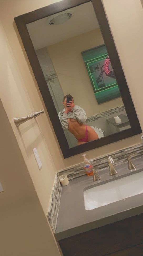 Noah Cyrus nude #109303471