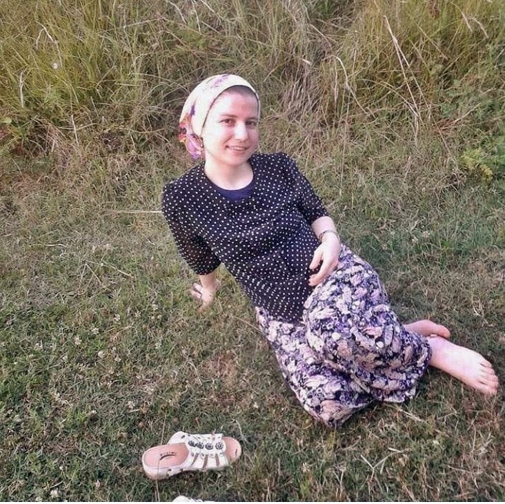Turk turbanli hijab koylu salvarli dolgun azgin ayak memeler #103412496