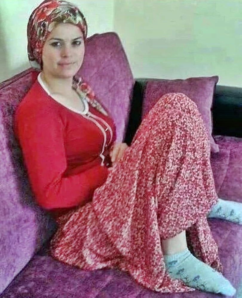 Turk turbanli hijab koylu salvarli dolgun azgin ayak memeler #103412511
