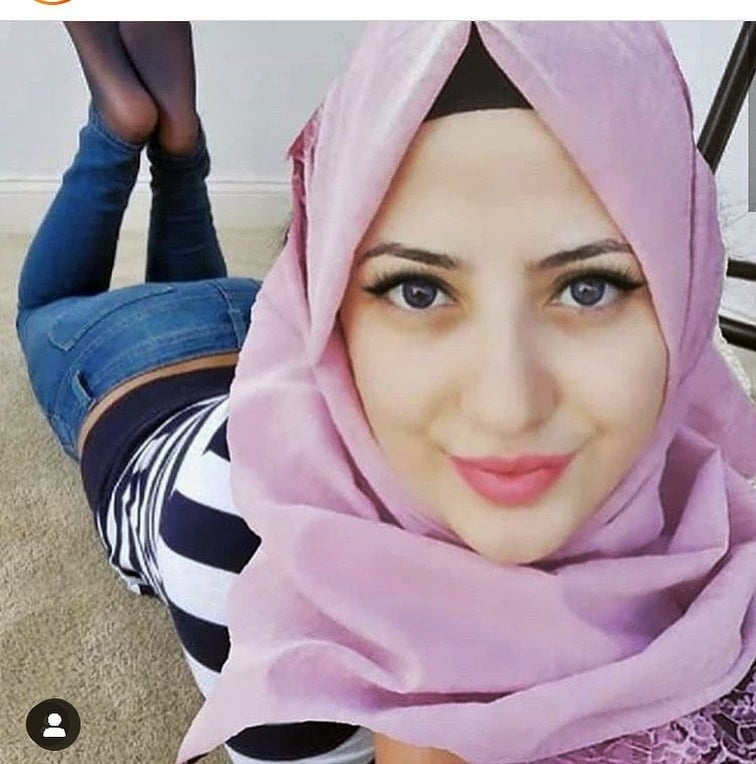Turk turbanli hijab koylu salvarli dolgun azgin ayak memeler #103412526