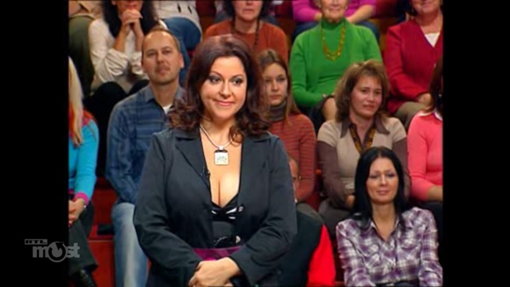 Monika erdelyi (presentadora de tv húngara) sin desnudo
 #95795878