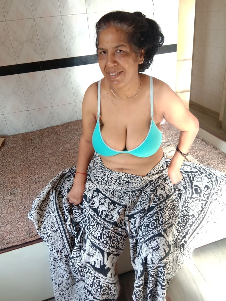 Mi mujer desnuda
 #96657589