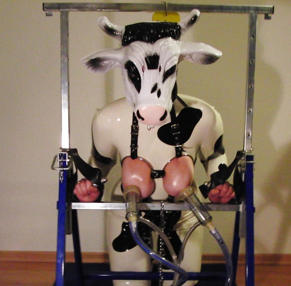 おとなしくしている奴隷たち
 #96292295