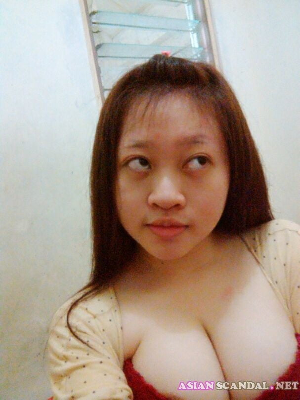 Indonesia Girl Stephanie #98076401
