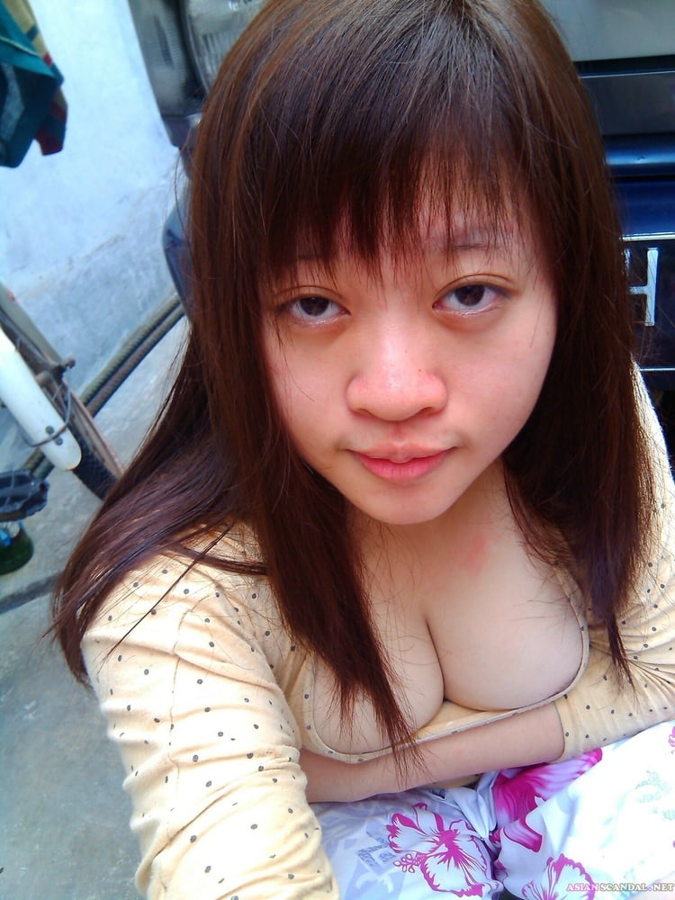 Indonesia Girl Stephanie #98076452