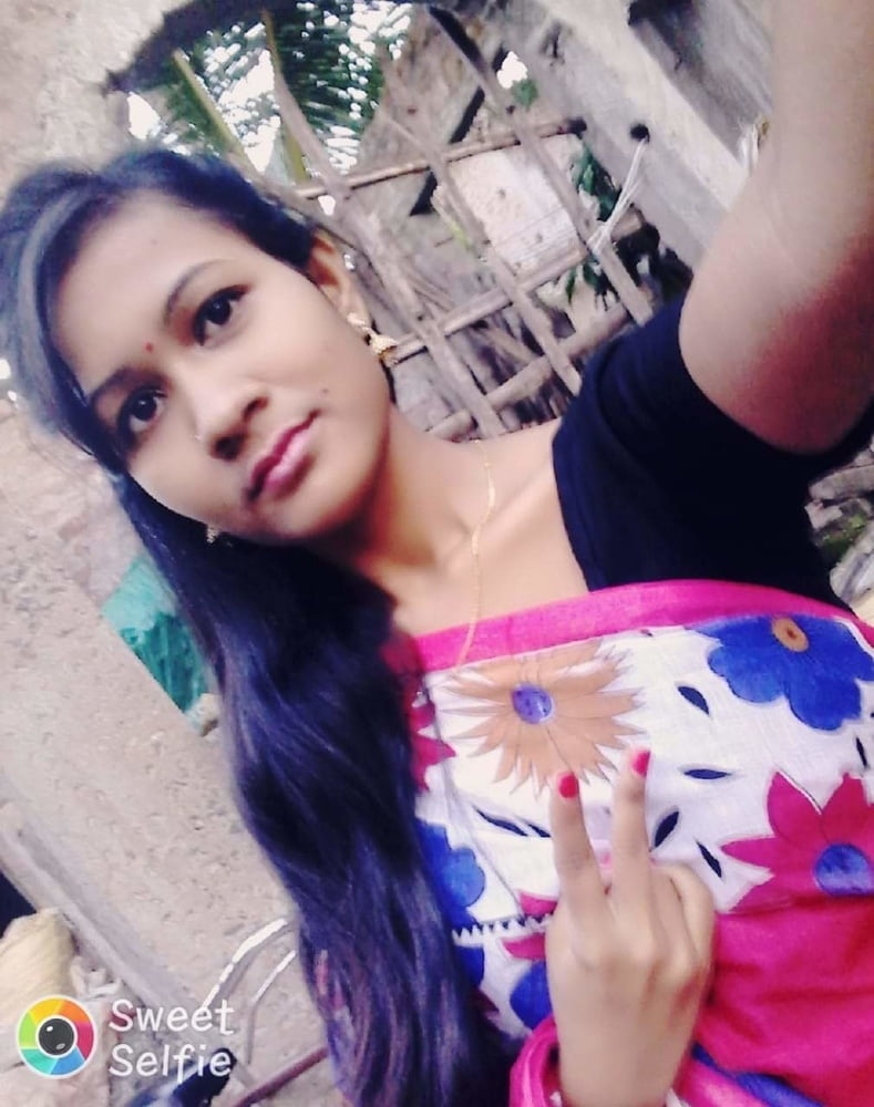 Bengali Mädchen aus Pabna nackt zeigen
 #96614237