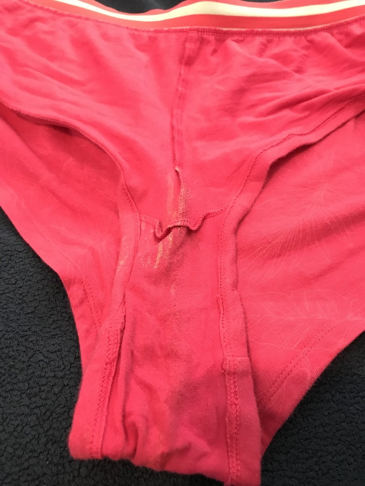 Gros ventre gros cul bbw chatte monticule dans une culotte courte rose garçon
 #100035895