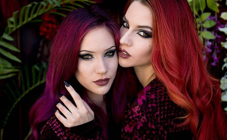 Slutty sintwins
 #91190657