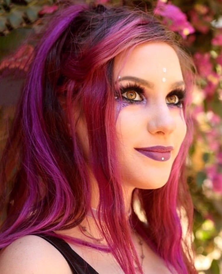 Slutty sintwins
 #91190734