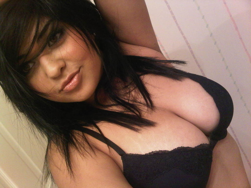 Amateur chubby Indian girl #82079874