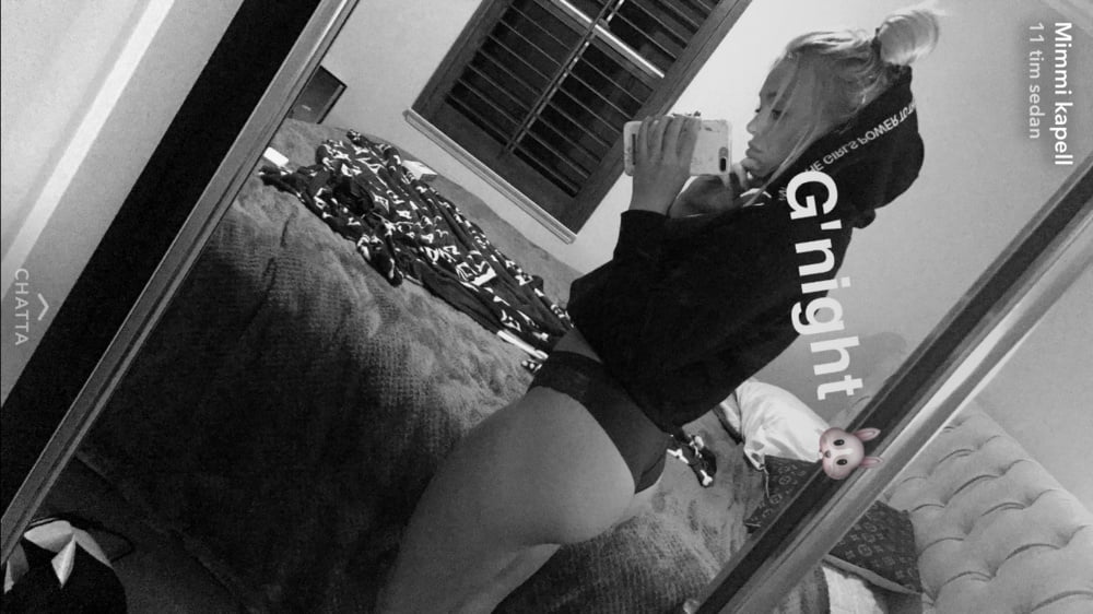 Chicas para el tributo de semen
 #80017446