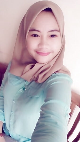 Ibu buah dada besar #95117879